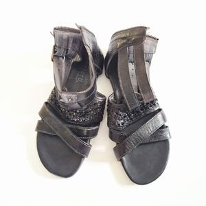 Bed Stu Capriana Women's Black Leather Strap Sandals Shoes Size 8